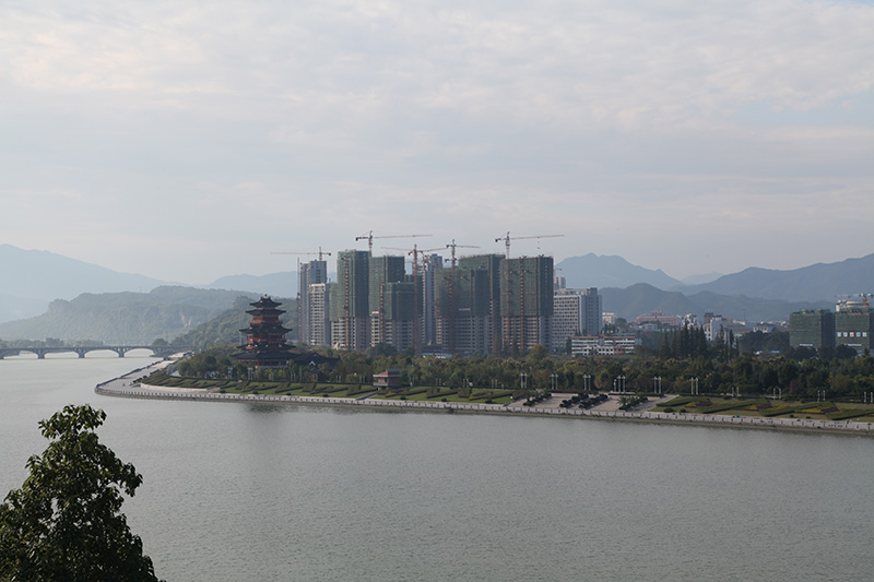 2002丽水市防洪堤工程